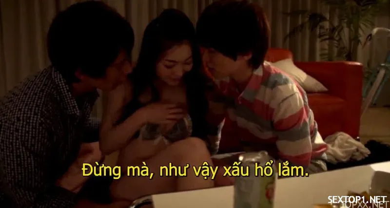 Chuyện tình tay ba ở buổi họp lớp